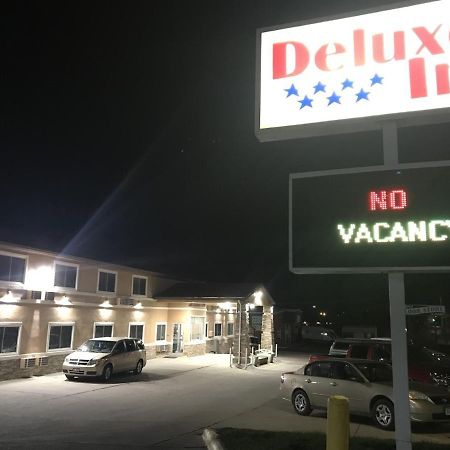 Deluxe Inn Nebraska City Bagian luar foto